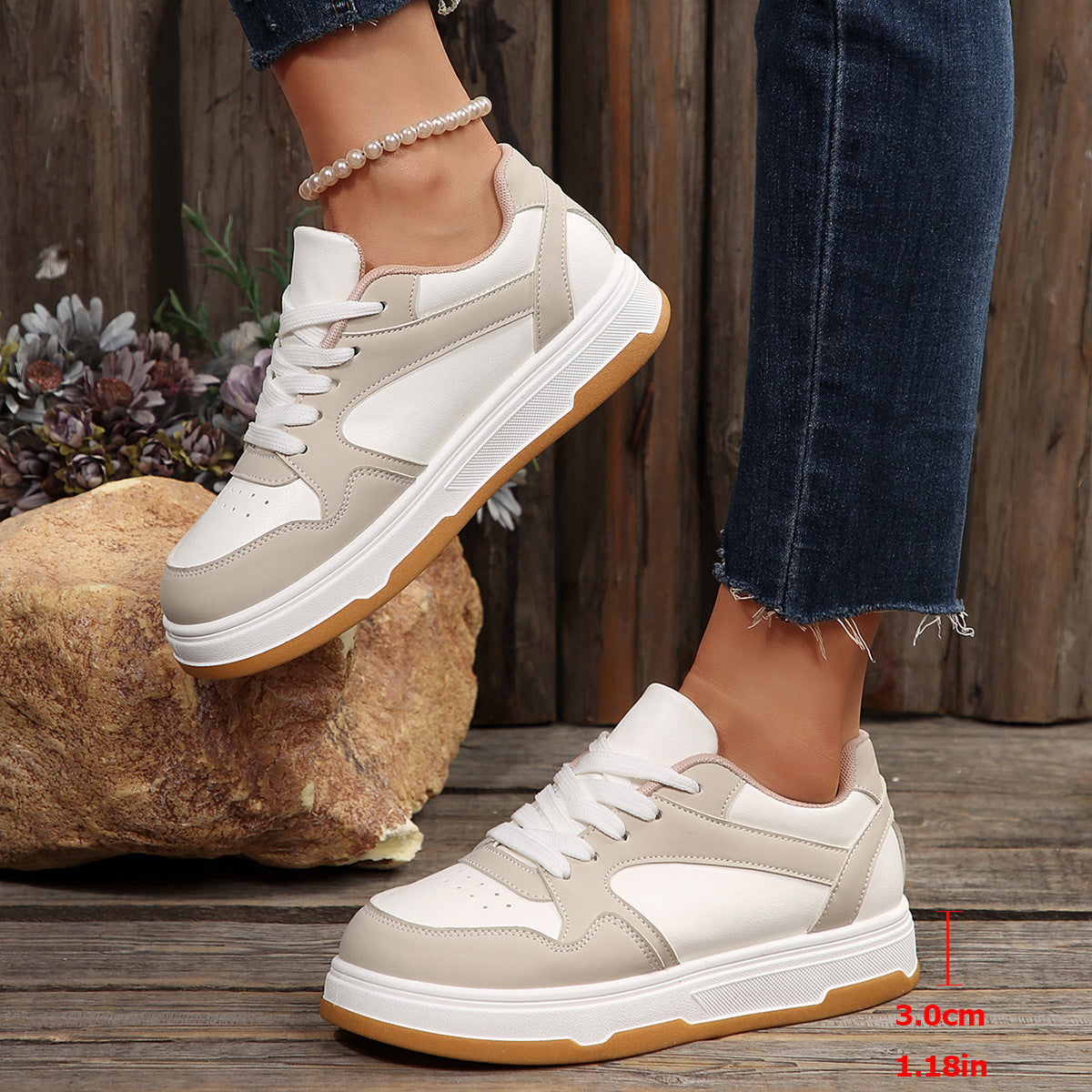 Women’s Thick-soled Low-top Casual Sneakers
