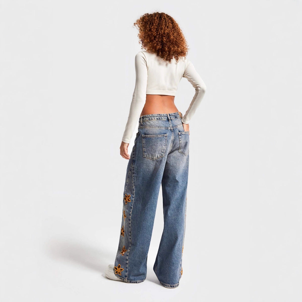 Women’s High-waist Loose-fit Embroidered Jeans