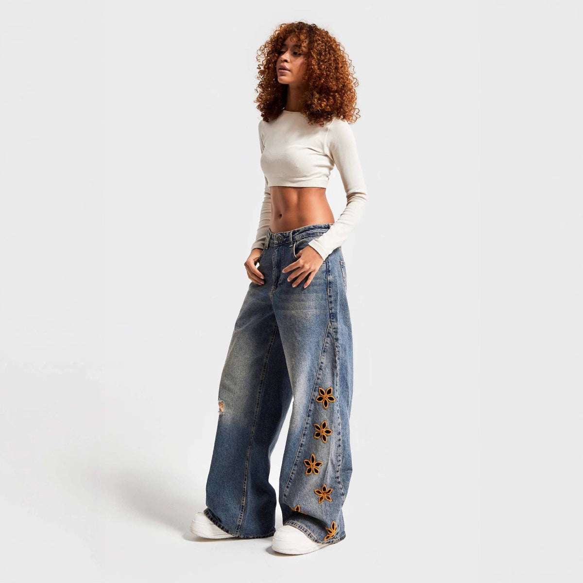 Women’s High-waist Loose-fit Embroidered Jeans