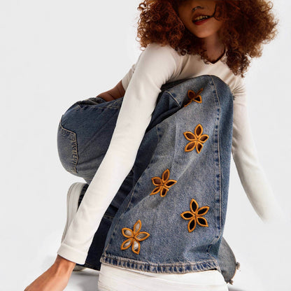 Women’s High-waist Loose-fit Embroidered Jeans